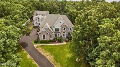 1081 Prospect Avenue, House other with 7 bedrooms, 7 bathrooms and null parking in Manahawkin NJ | Image 2