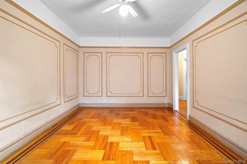 apt-5e-3720 81st St, Jackson Heights, NY, 11372-6931 | Card Image