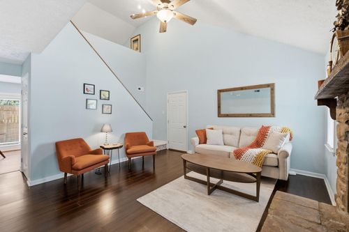 200 Jon Allen Ln, Lexington, KY, 40515-5101 | Card Image