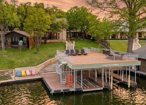 135 Perry Ln, Kingsland, TX, 78639-4068 | Card Image