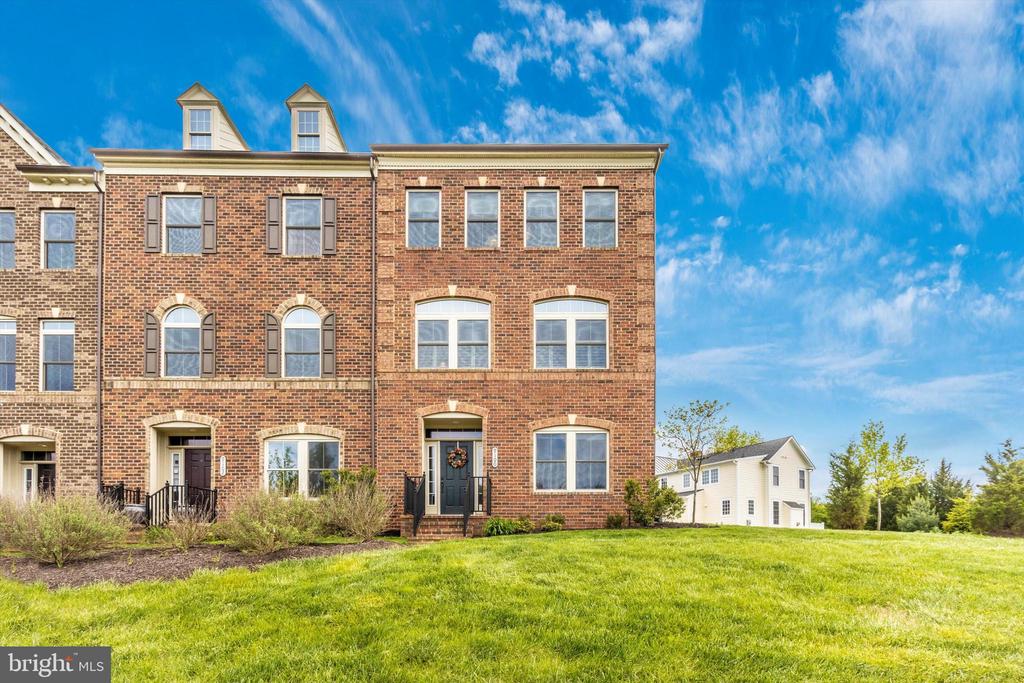 Kenway Ln, Frederick, MD 21704