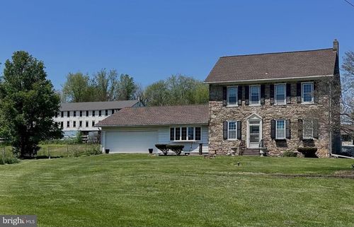 107 Jalappa Rd, HAMBURG, PA, 19526-8812 | Card Image