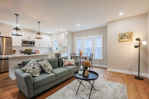 1-11 Watson St, Somerville, MA, 02144-1528 | Card Image