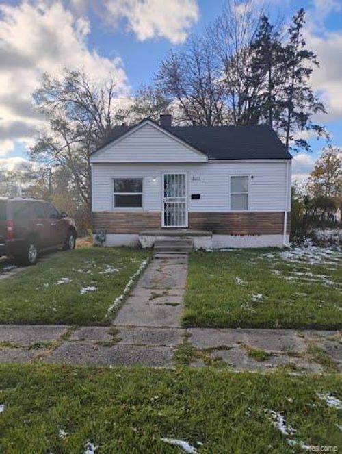 9011 Heyden St, Detroit, MI, 48228-1651 | Card Image