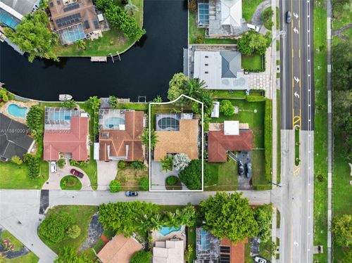 2010 Nw 35th St, Oakland Park, FL, 33309-5750 | Card Image