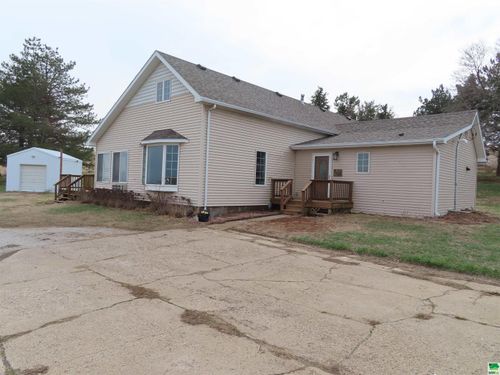 2135 Hancock Ave, Moville, IA, 51039-8154 | Card Image