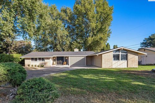 120 W 31st Ave, Kennewick, WA, 99337-5020 | Card Image