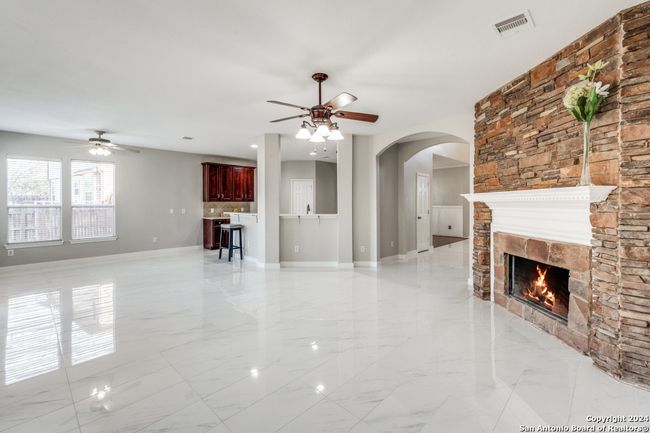 406 Primavera Loop, House other with 4 bedrooms, 4 bathrooms and null parking in Kyle TX | Image 15