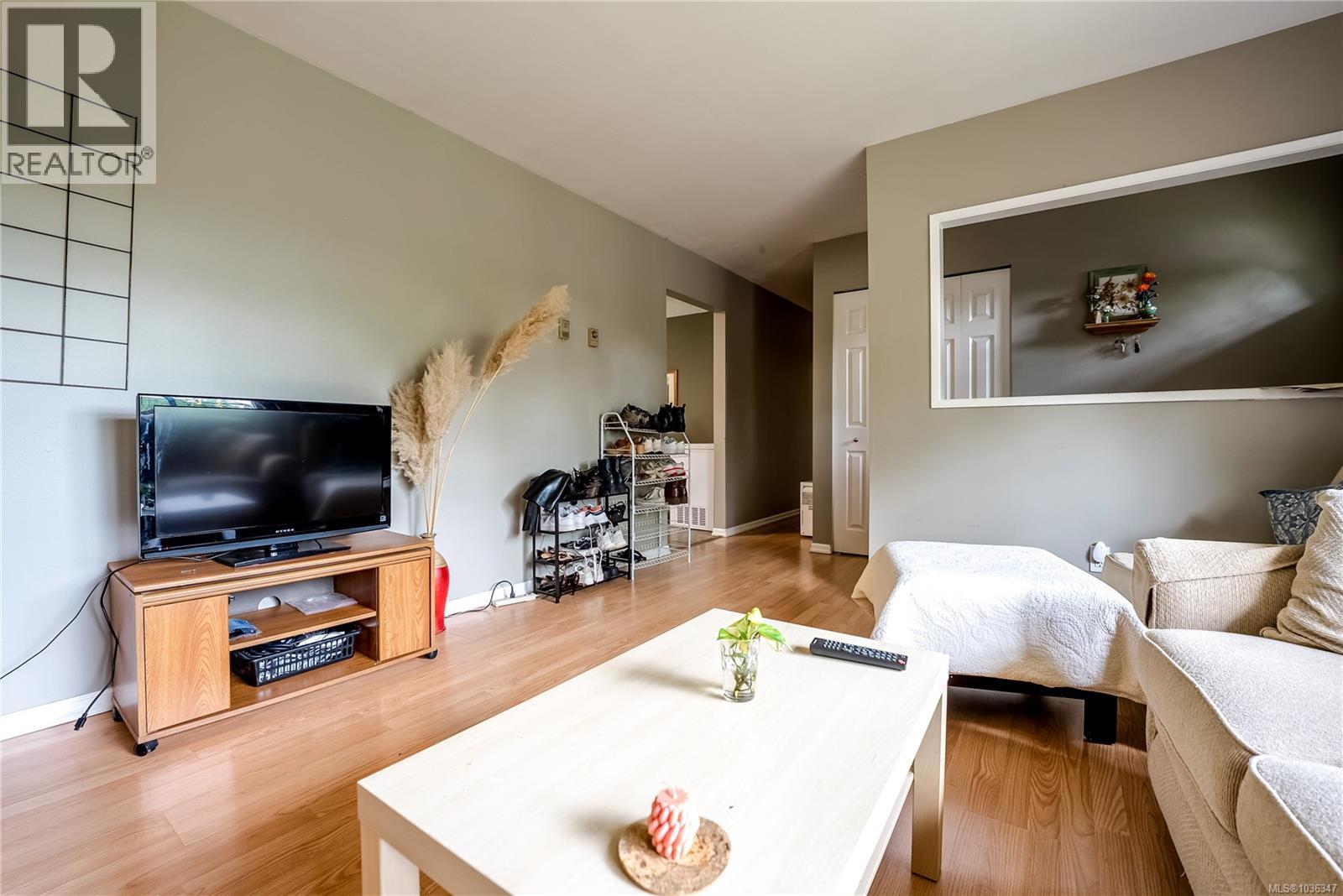 Residential in Saanich 4