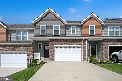 10 Hubbardton Ct, Sinking Spring, PA, 19608-8514 | Card Image