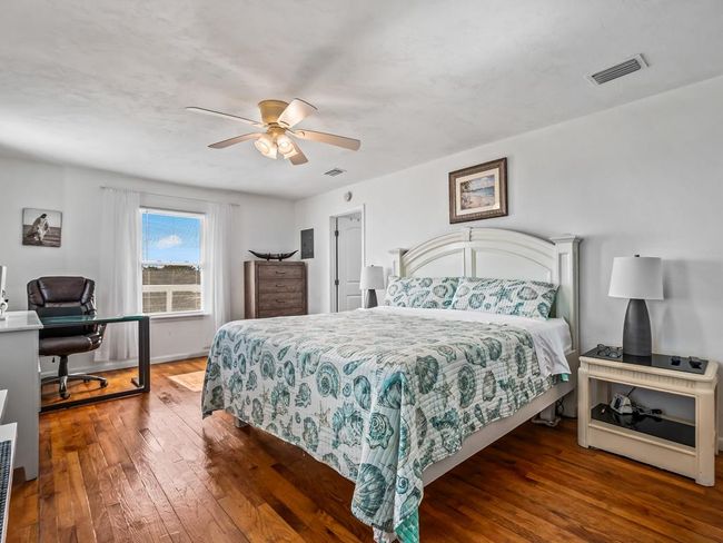 774 Bald Point Rd, House other with 3 bedrooms, 3 bathrooms and null parking in Alligator Point FL | Image 13