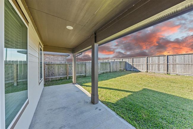 29607 Ella Larchmont Ct, House other with 4 bedrooms, 2 bathrooms and 2 parking in Katy TX | Image 6