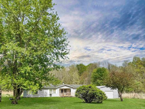 11724 Maple St, Poland, IN, 47868-7235 | Card Image