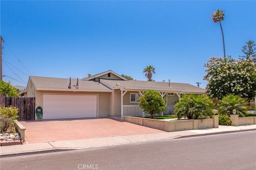 1524 Casarin Ave, Simi Valley, CA, 93065-4513 | Card Image