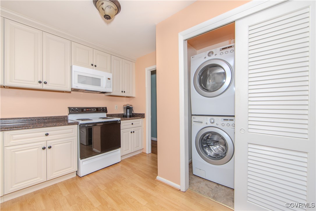 Ditchley Rd, Kilmarnock, VA 22482