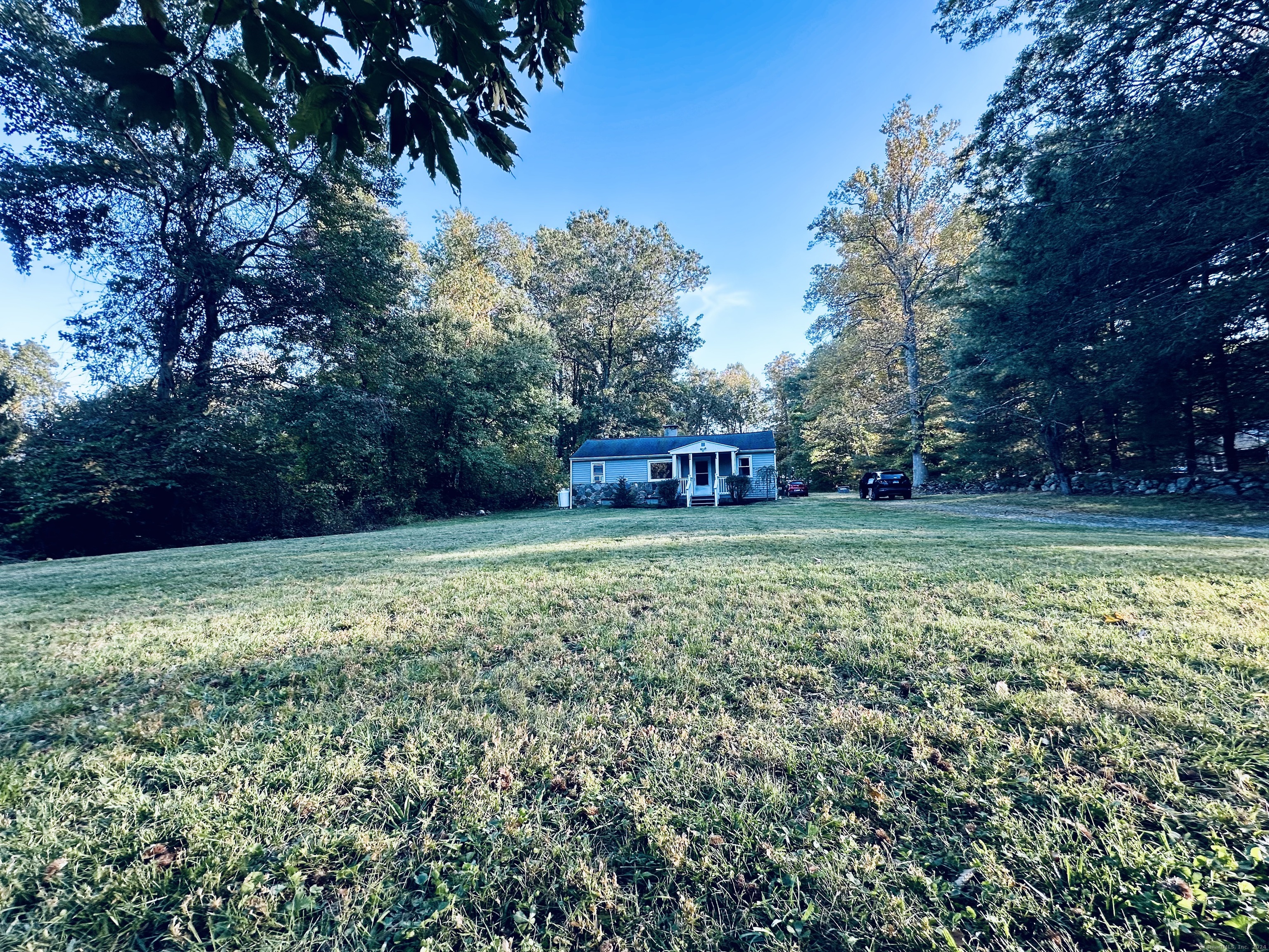 Pisgah Rd, Oxford, CT 06478