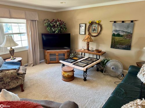 328 W 21st St, Carroll, IA, 51401-3616 | Card Image