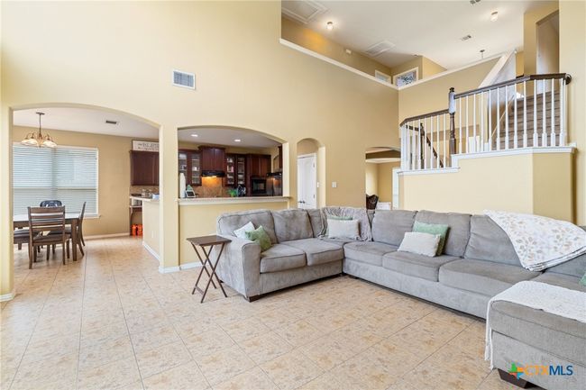 Living Room | Image 17