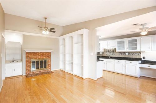 6501 Deerings Ln, Peachtree Corners, GA, 30092-4630 | Card Image