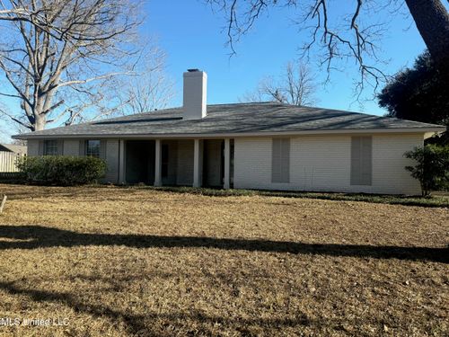 105 Arrowhead Dr, Natchez, MS, 39120-5063 | Card Image