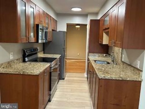 33-3113 Cherry Rd Ne, WASHINGTON, DC, 20018-1611 | Card Image