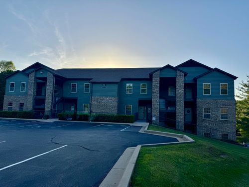 6-1001 Golf Dr, Reeds Spring, MO, 65737-7671 | Card Image