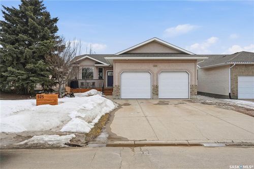 525 Qu'Appelle Street, Balgonie, SK, S0G0E0 | Card Image