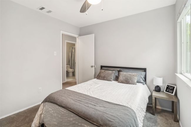 11204 Applewood Dr, House other with 4 bedrooms, 2 bathrooms and 4 parking in Austin TX | Image 18