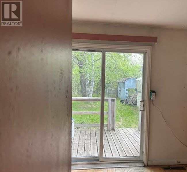 152 First St, Home with 3 bedrooms, 1 bathrooms and null parking in Nipigon ON | Image 5