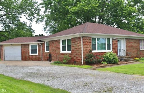 52 W.Mill Street, New Palestine, IN, 46163 | Card Image
