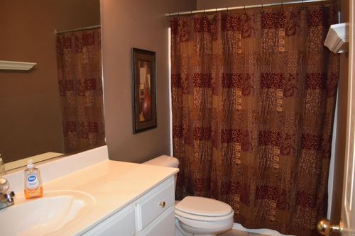 2013 Stillwater Dr, Jonesboro, AR, 72404-9109 | Card Image