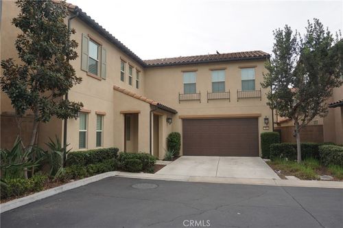 131 Yellow Pne, Irvine, CA, 92618-8884 | Card Image