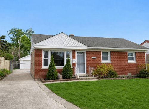 11447 S Natoma Ave, Worth, IL, 60482-2131 | Card Image