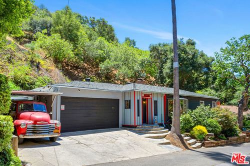 9660 Yoakum Dr, Beverly Hills, CA, 90210 | Card Image