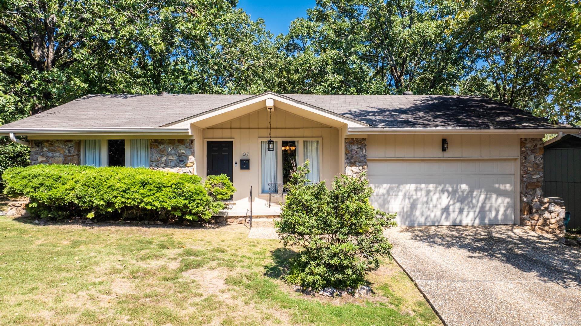 Kingspark Rd, Little Rock, AR 72227