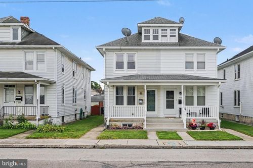 553 1/2 Mcallister St, HANOVER, PA, 17331-3324 | Card Image