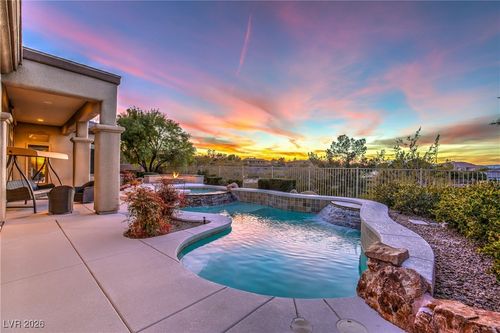 29 Golf Crest Ct, Henderson, NV, 89052-6662 | Card Image