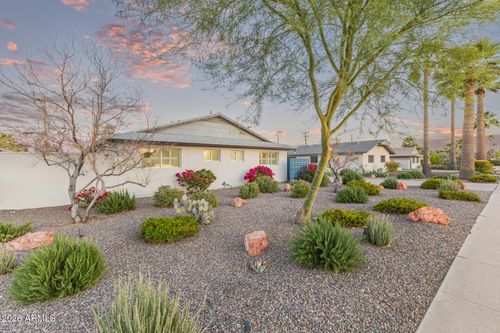 2421 N 68th St, Scottsdale, AZ, 85257-2002 | Card Image