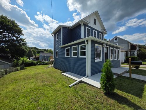 62 Davis St, Danbury, CT, 06810-5457 | Card Image