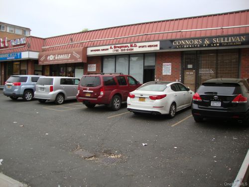 79-09 Metropolitan Ave, Middle Village, NY, 11379-2930 | Card Image