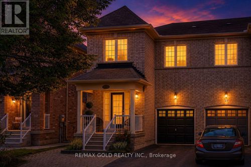 25 Frenchpark Cir, Brampton, ON, L6X0Y5 | Card Image