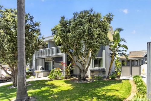 201-17142 Pacific Coast, Huntington Beach, CA, 92649 | Card Image