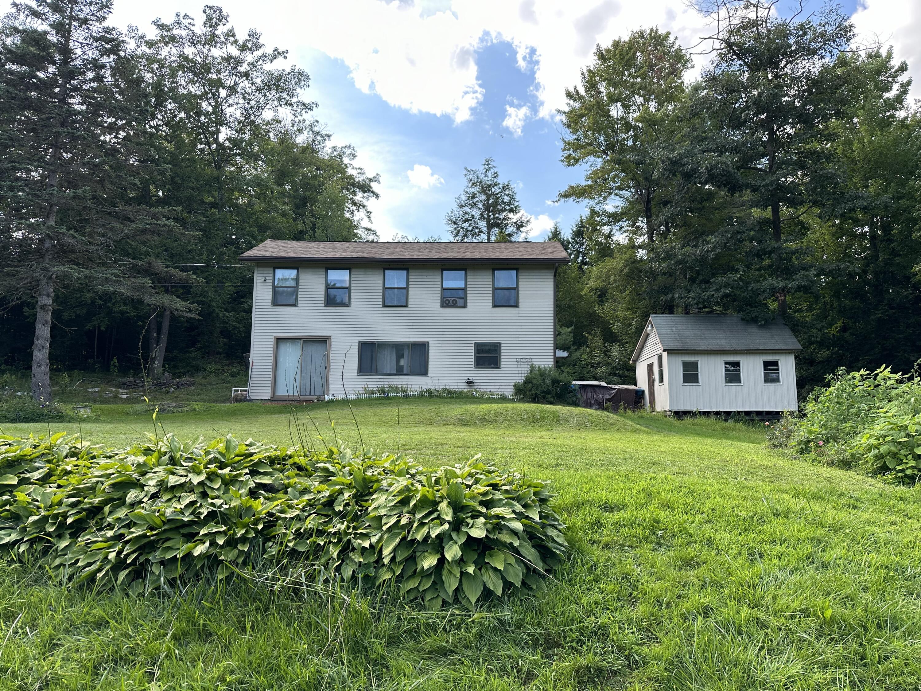 Pine Dr, Sidney, ME 04330