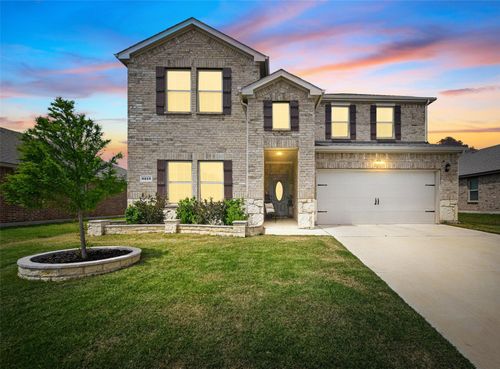 6213 Bracken Dr, Aubrey, TX, 76227-3645 | Card Image