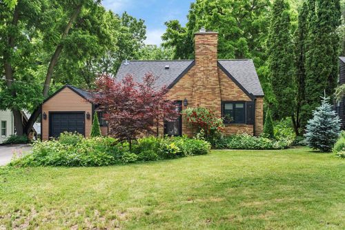 2501 Waunona Way, Madison, WI, 53713 | Card Image