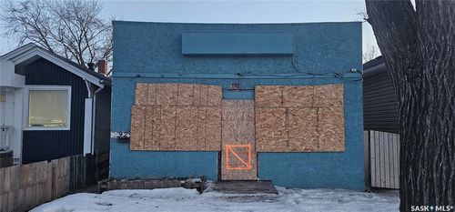 2923 Dewdney Ave, Regina, SK, S4T0Y1 | Card Image