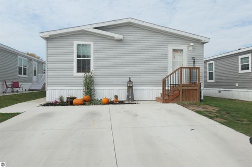 1240 Concord Dr, Mt Pleasant, MI, 48858-4563 | Card Image