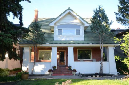 342 Superior Ave Sw, Calgary, AB, T3C2J2 | Card Image
