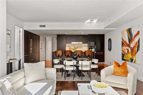 unit-8d-6250 Hollywood Blvd, Los Angeles, CA, 90028-5335 | Card Image