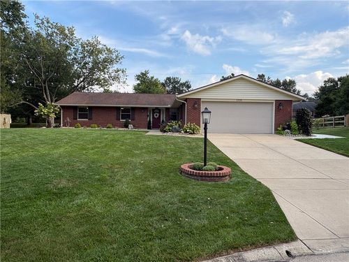 2308 Wrenside Ln, Kettering, OH, 45440-2324 | Card Image
